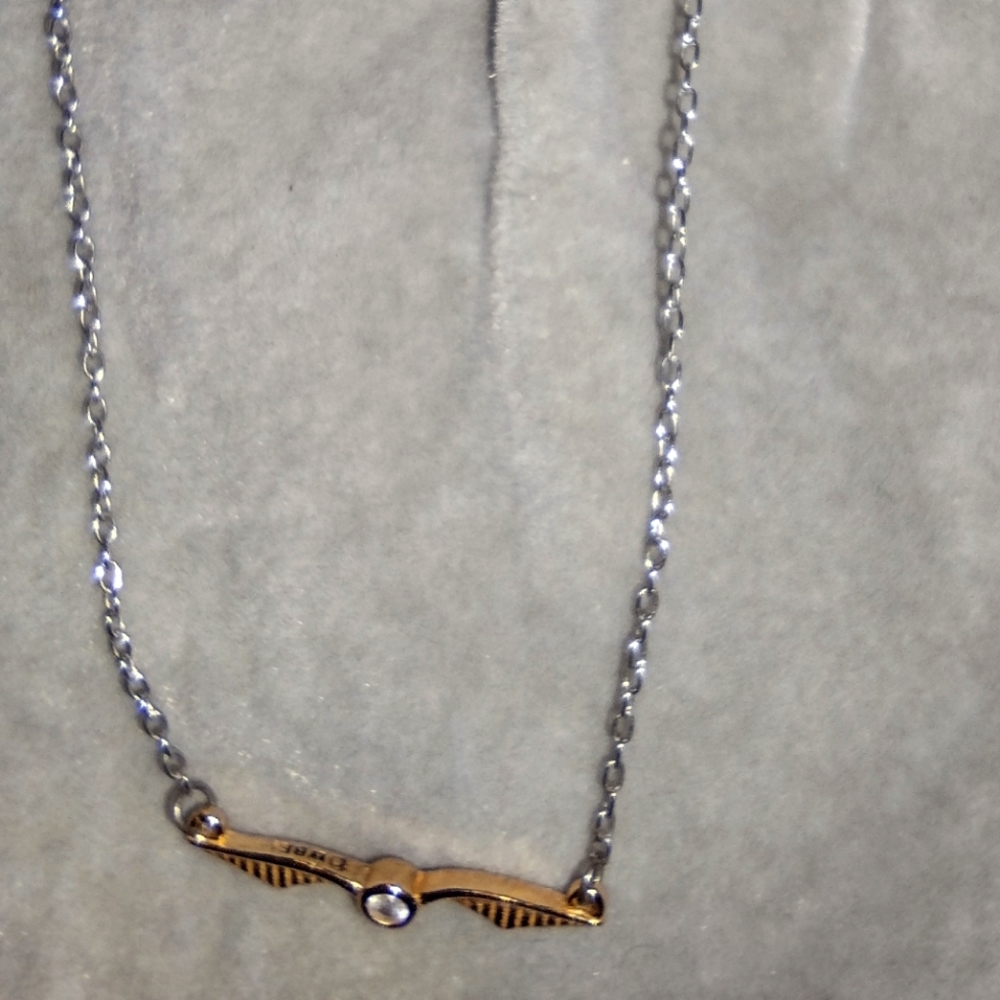 Harry Potter charmed aroma snitch necklace